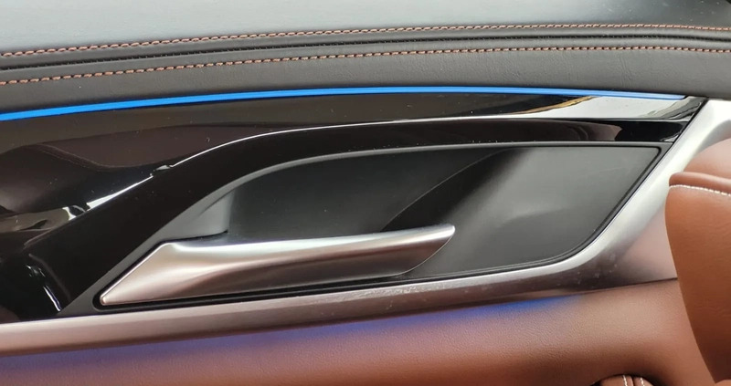 BMW Seria 5 cena 199900 przebieg: 53000, rok produkcji 2021 z Szczecin małe 301
